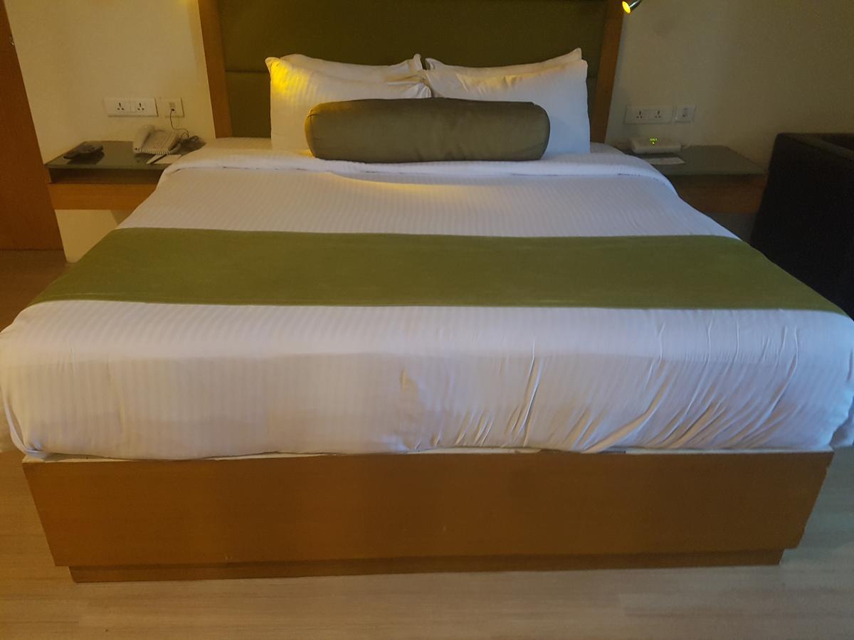 Peerless Hotel Haïdarabad Extérieur photo