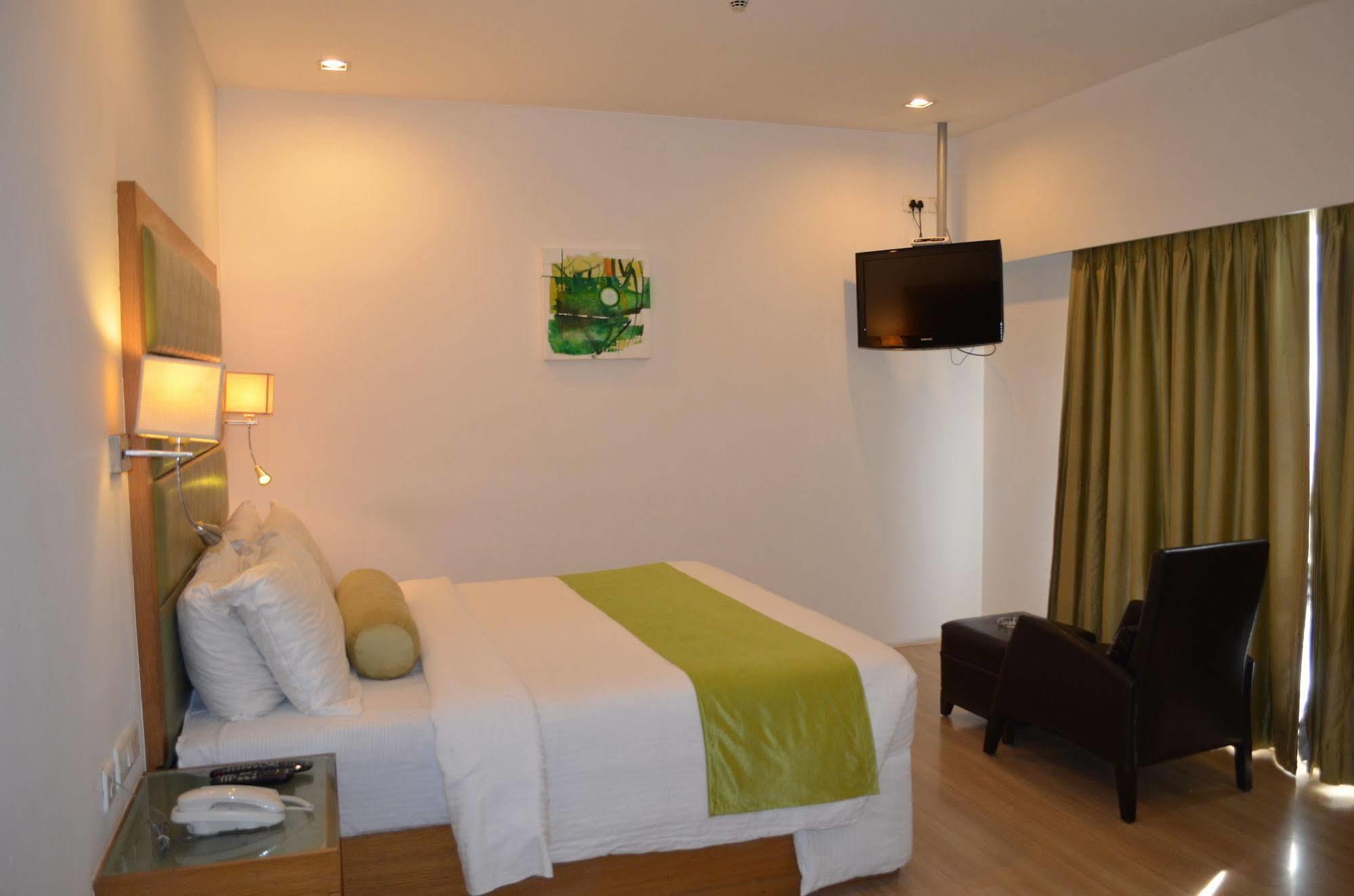 Peerless Hotel Haïdarabad Extérieur photo
